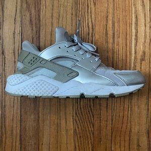 Nike Huarache - Silver